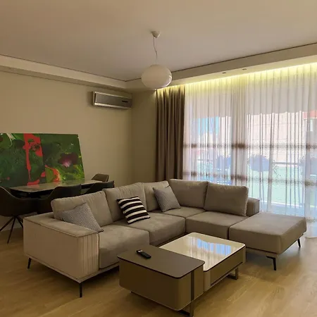 Grand 2 Bedroom Apartment Tirana