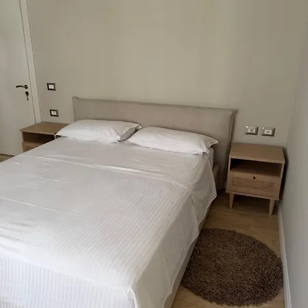 Grand 2 Bedroom Apartment